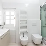 Elegant House Via Pia *