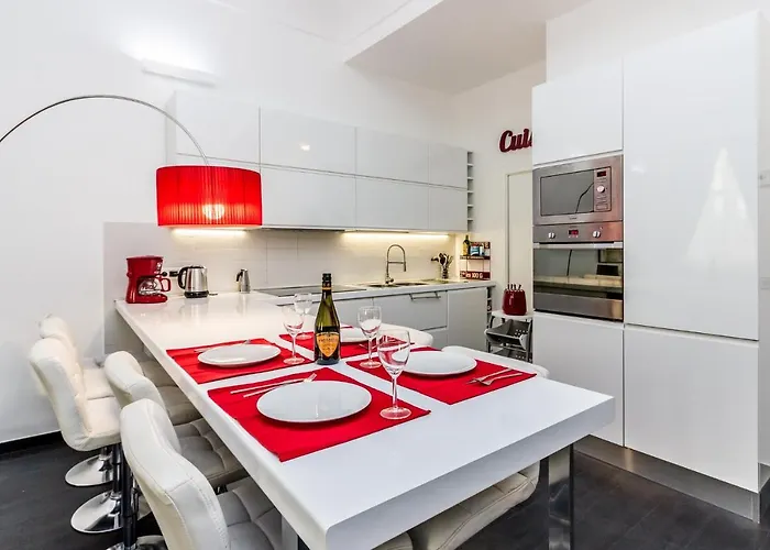Appartamento Elegant House Via Pia Savona