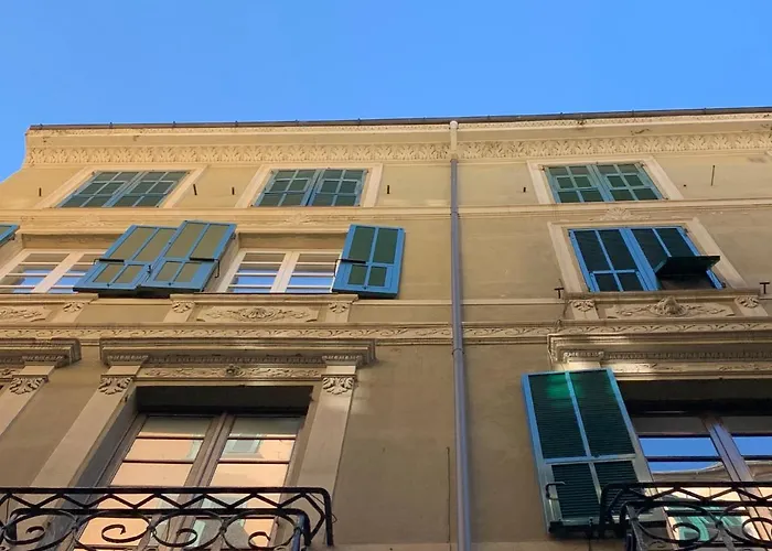 Elegant House Via Pia